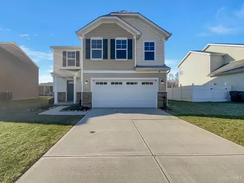 5 Berry Ct, Germantown, OH 45327