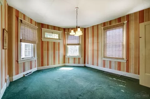 361 Terrace Ave, Cincinnati, OH 45220 photo 8