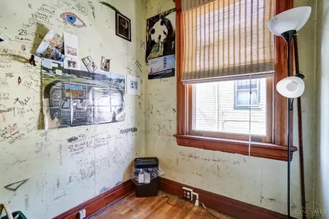 361 Terrace Ave, Cincinnati, OH 45220 photo 16