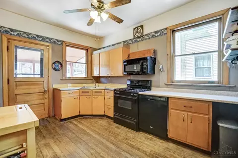 361 Terrace Ave, Cincinnati, OH 45220 photo 10