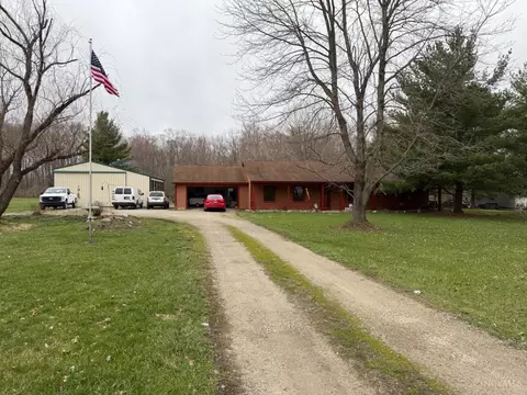 Exterior - 3823 Bramblebush Dr, Morrow, OH 45152 photo 2 of 10