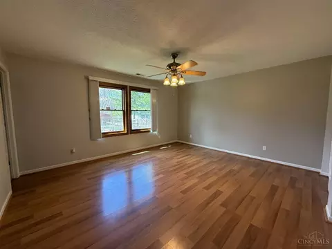 Living - 3823 Bramblebush Dr, Morrow, OH 45152 photo 4 of 4