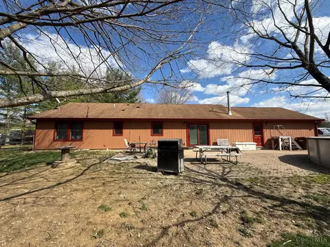 Exterior - 3823 Bramblebush Dr, Morrow, OH 45152 photo 3 of 10