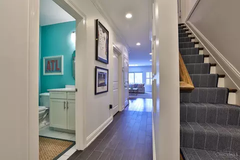 446 Strafer St, Cincinnati, OH 45226 photo 4