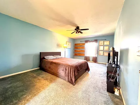 Bedroom - 517 Hamblin Dr, Cincinnati, OH 45255 photo 1 of 8