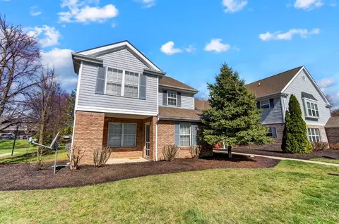 9711 Timberview Ct, West Chester, OH 45241