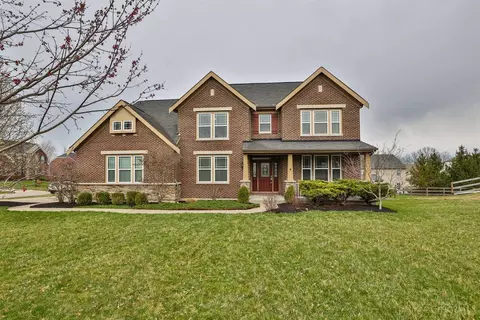1203 Fox Horn Ct, Milford, OH 45150