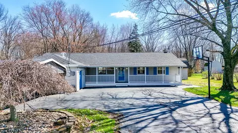 26 Mt Holly Ln, Amelia, OH 45102