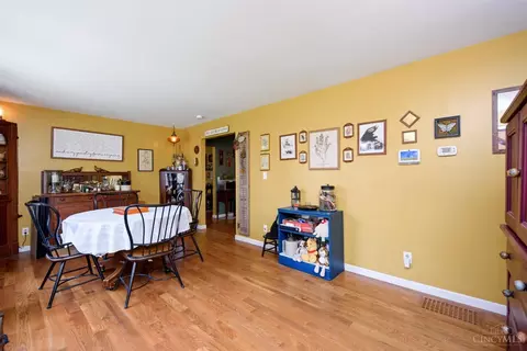 Dining - 280 Curry Dr, Williamsburg, OH 45176 photo 1 of 2