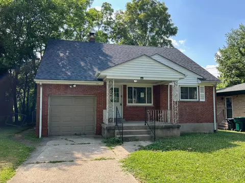 7829 Greenland Pl, Cincinnati, OH 45237