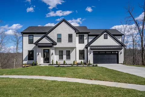 8026 River Vista Ct, Maineville, OH 45039