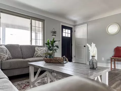 568 Libbejo Dr, Cincinnati, OH 45233 photo 6