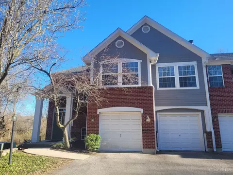 11981 Olde Dominion Dr, Cincinnati, OH 45249
