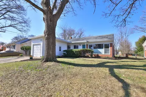 8811 Cottonwood Dr, Cincinnati, OH 45231