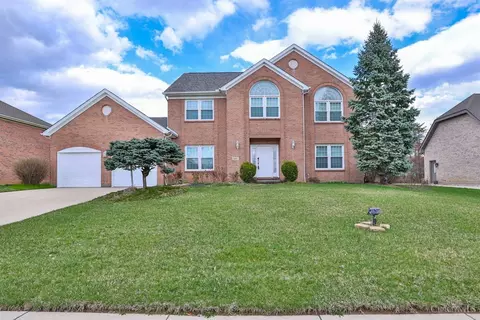 866 Arborrun Dr, Cincinnati, OH 45233