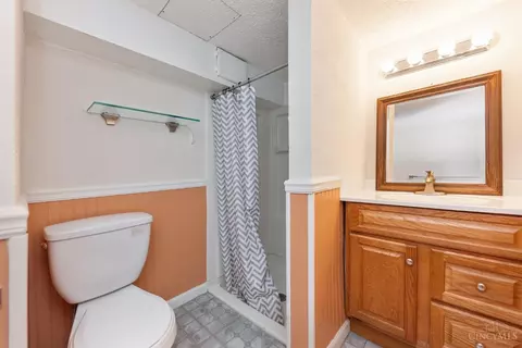 Bath - 458 Craig Rd, Cincinnati, OH 45244 photo 2 of 2
