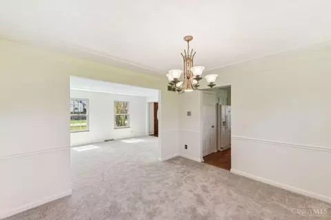 1698 Lockbourne Dr, Cincinnati, OH 45240 photo 13