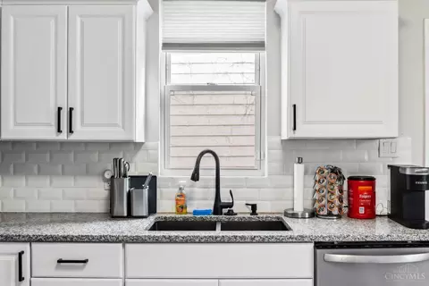 Kitchen - 1021 Beech Ave, Cincinnati, OH 45205 photo 2 of 4