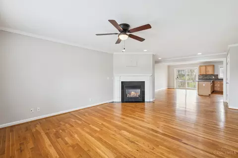 3655 Willowlea Ct, Cincinnati, OH 45208 photo 5