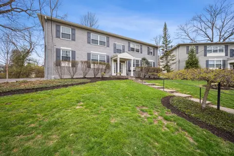 3655 Willowlea Ct, Cincinnati, OH 45208 photo 3