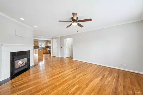 3655 Willowlea Ct, Cincinnati, OH 45208 photo 6