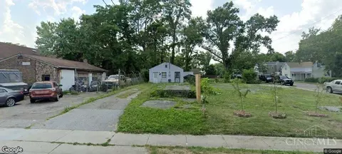6277 Simpson Ave, Cincinnati, OH 45224 photo 2