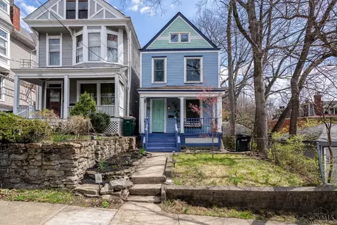 2210 Kemper Ln, Cincinnati, OH 45206