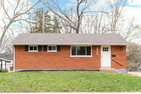 1060 St Clair Ave, Hamilton, OH 45015