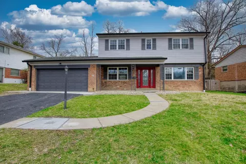 8068 Debonair Ct, Cincinnati, OH 45237
