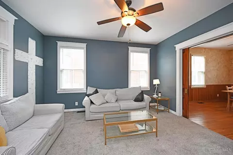Living - 813 Third St, Reading, OH 45215 photo 1 of 4