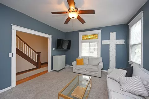 Living - 813 Third St, Reading, OH 45215 photo 4 of 4