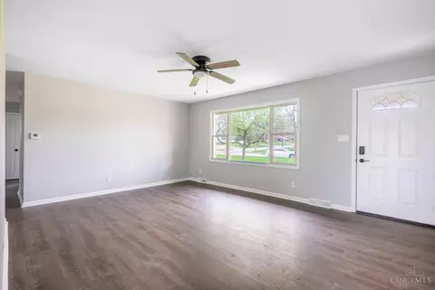 4418 Bonita Dr, Middletown, OH 45044 photo 2