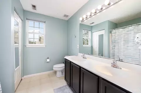 Bath - 5663 Appaloosa Cir, Morrow, OH 45152 photo 1 of 3
