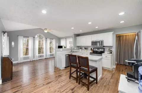 Kitchen - 5663 Appaloosa Cir, Morrow, OH 45152 photo 3 of 3