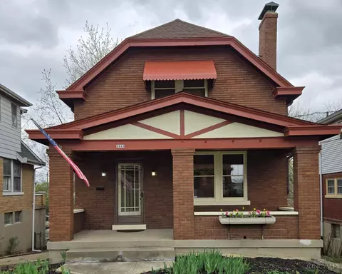 1010 Sunset Ave, Cincinnati, OH 45205