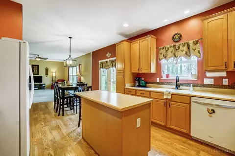 1040 Oak Forest Dr, Morrow, OH 45152 photo 22