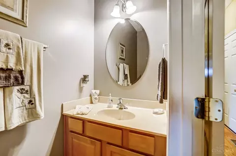 1040 Oak Forest Dr, Morrow, OH 45152 photo 23