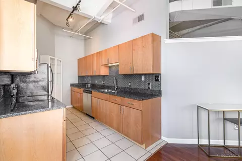 Kitchen - 335 Fifth St, Cincinnati, OH 45202 photo 2 of 3