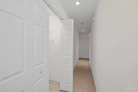3075 Limestone Cir, Cincinnati, OH 45239 photo 20