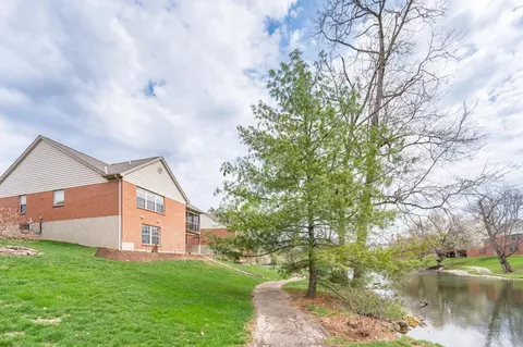 3075 Limestone Cir, Cincinnati, OH 45239 photo 48