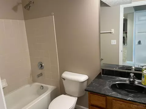 Bath - 5259 Venetian Way, Morrow, OH 45152 photo 1 of 6