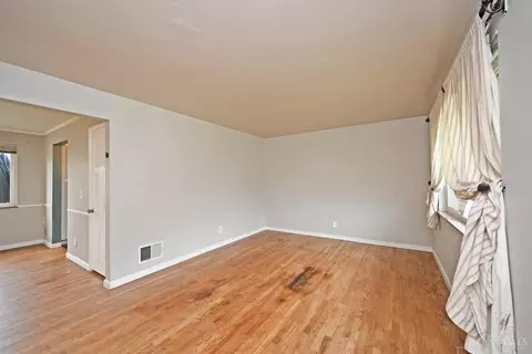 Living - 6753 Golfway Dr, Cincinnati, OH 45239 photo 1 of 5