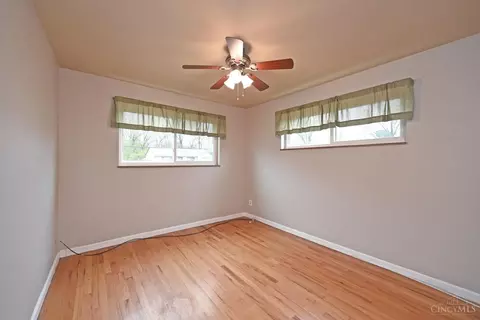 Bedroom - 6753 Golfway Dr, Cincinnati, OH 45239 photo 4 of 6
