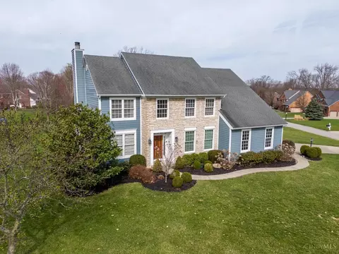 1301 Woodlake Ct, Loveland, OH 45140