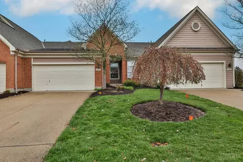 944 Grand Cypress Ct, Cincinnati, OH 45245