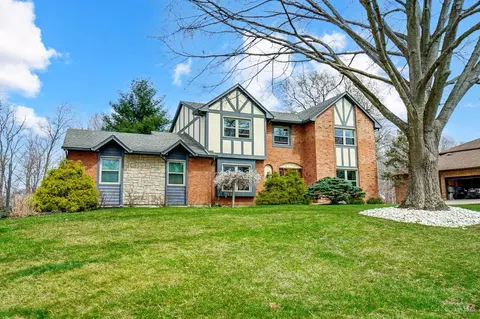 5574 Squirrel Run Ln, Colerain Twp, OH 45247