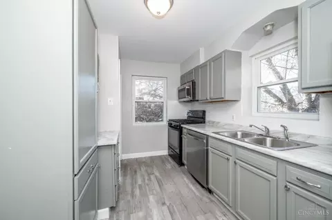 2413 Ferguson Rd, Cincinnati, OH 45238 photo 15