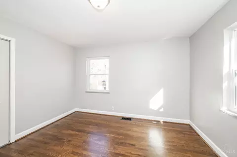 2413 Ferguson Rd, Cincinnati, OH 45238 photo 17