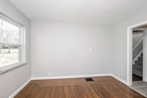 2413 Ferguson Rd, Cincinnati, OH 45238 photo 9