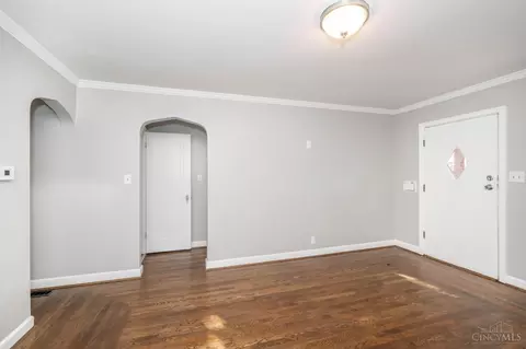 2413 Ferguson Rd, Cincinnati, OH 45238 photo 5
